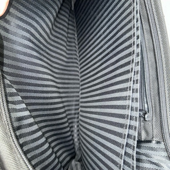 Tumi Alpha 26141D4 Black Expandable Laptop Briefcase Bag EUC - Picture 14 of 16